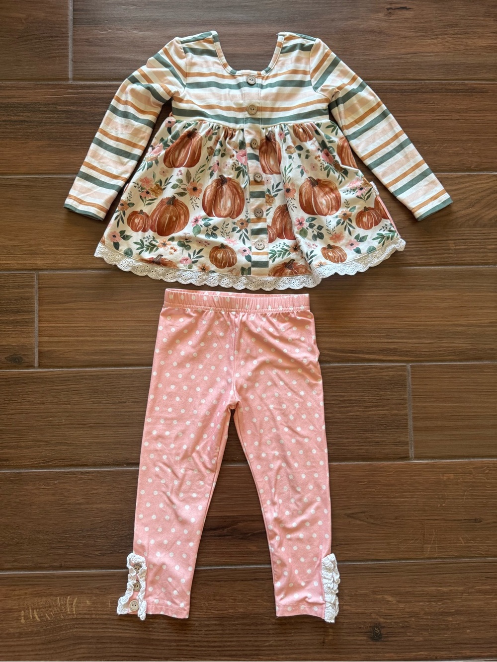 Cheeky Plum Girls Cora Play Set Pumpkin Patch 2T